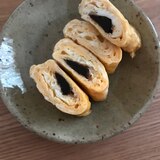 黒にんにくとチーズの卵焼き